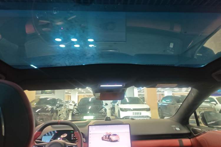 Used Zeekr 007GT 2025 Rear-Drive Intelligent Driving Version 75 kWh Headliner