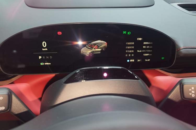 Used Zeekr 007GT 2025 Long-Range Rear-Wheel Drive Intelligent Driving Version 100 kWh Instrument Cluster