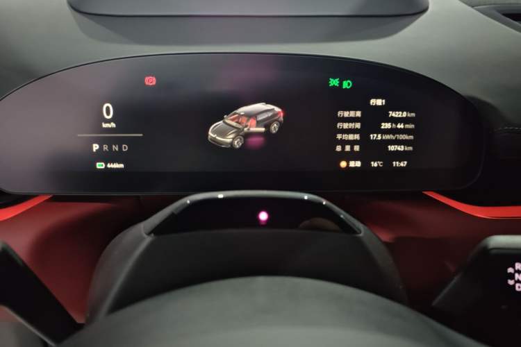 Used Zeekr 007GT 2025 Long-Range Rear-Wheel Drive Intelligent Driving Version 100 kWh Instrument Cluster