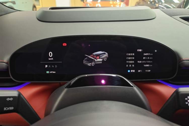 Used Zeekr 007GT 2025 Long-Range Rear-Wheel Drive Intelligent Driving Version 100 kWh Instrument Cluster