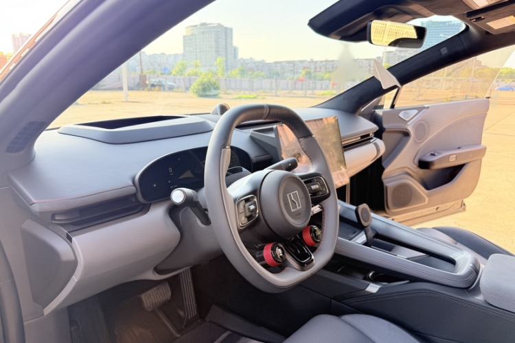 Used Zeekr 007GT 2025 Rear-Drive Intelligent Driving Version 75 kWh Interior 1