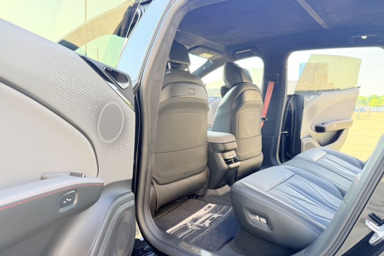 Used Zeekr 007GT 2025 Rear-Drive Intelligent Driving Version 75 kWh Interior 9