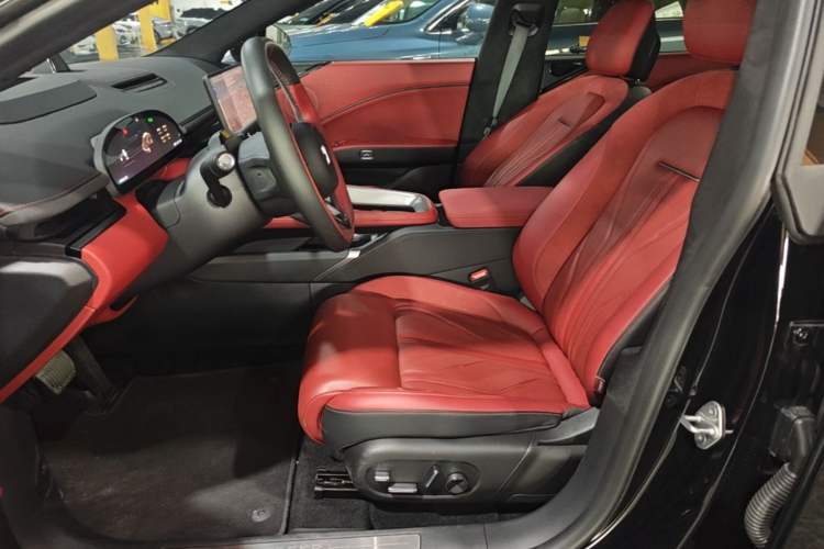 Used Zeekr 007GT 2025 Rear-Drive Intelligent Driving Version 75 kWh Left Front Seat
