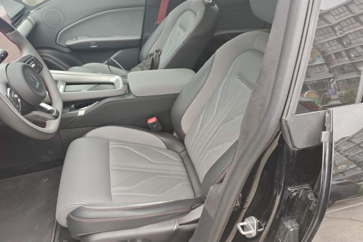 Used Zeekr 007GT 2025 Four-Wheel Drive Intelligent Driving Version 75 kWh Left Front Seat
