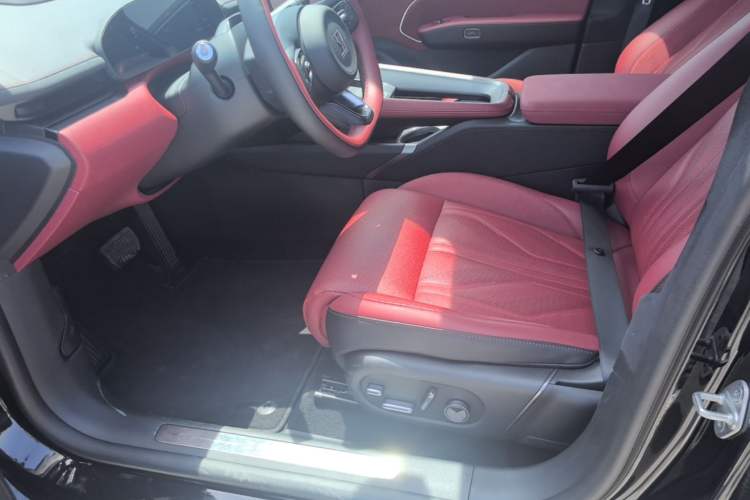 Used Zeekr 007GT 2025 Long-Range Rear-Wheel Drive Intelligent Driving Version 100 kWh Left Front Seat