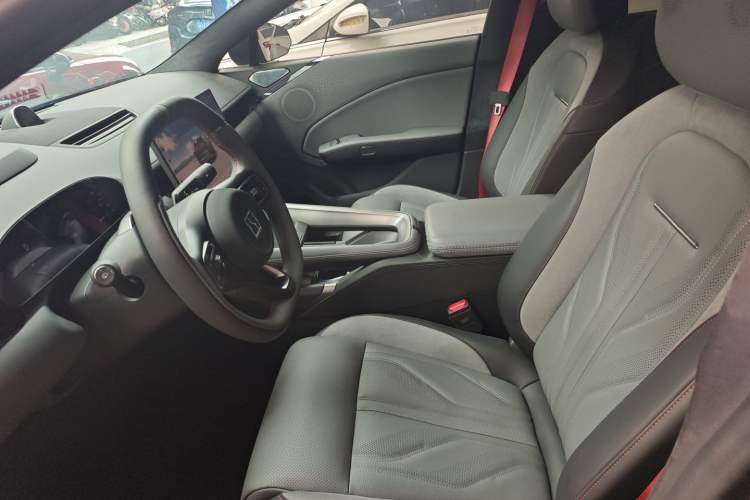 Used Zeekr 007GT 2025 Rear-Drive Intelligent Driving Version 75 kWh Left Front Seat