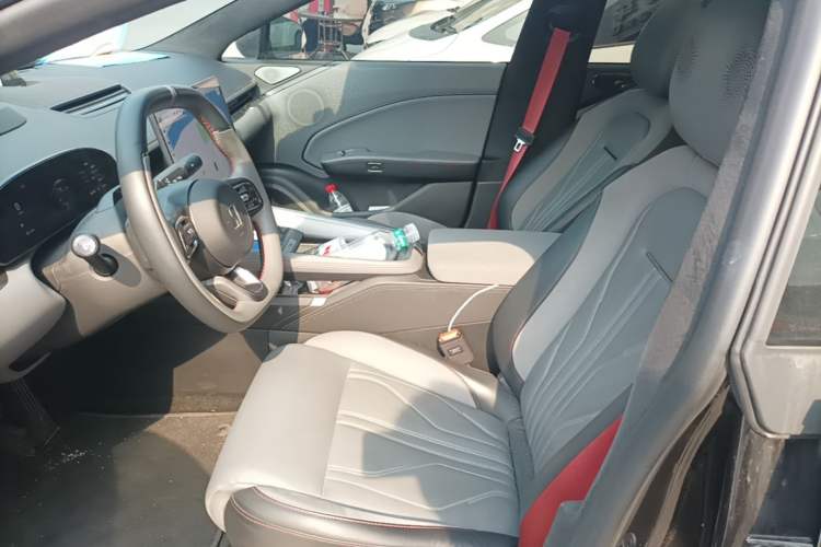 Used Zeekr 007GT 2025 Rear-Drive Intelligent Driving Version 75 kWh Left Front Seat