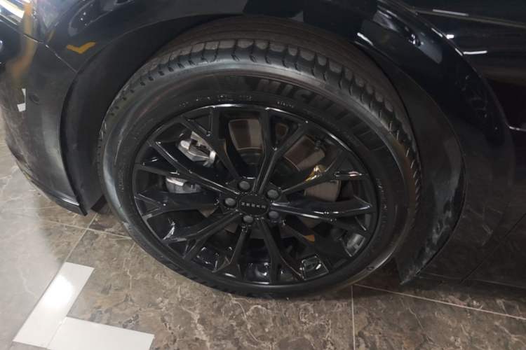 Used Zeekr 007GT 2025 Long-Range Rear-Wheel Drive Intelligent Driving Version 100 kWh Left Front Wheel Hub