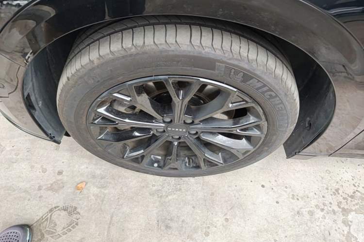 Used Zeekr 007GT 2025 Rear-Drive Intelligent Driving Version 75 kWh Left Front Wheel Hub