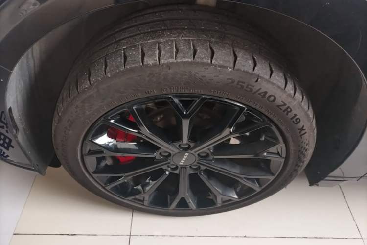 Used Zeekr 007GT 2025 Four-Wheel Drive Intelligent Driving Version 75 kWh Left Front Wheel Hub