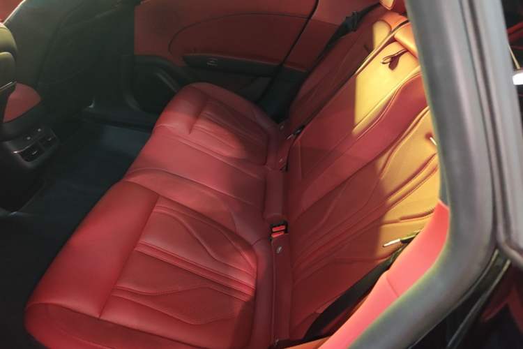Used Zeekr 007GT 2025 Rear-Drive Intelligent Driving Version 75 kWh Left Rear Seat