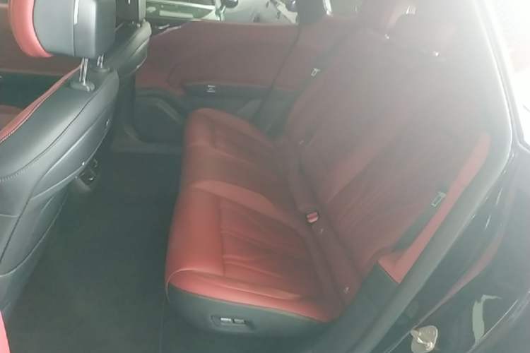 Used Zeekr 007GT 2025 Long-Range Rear-Wheel Drive Intelligent Driving Version 100 kWh Left Rear Seat