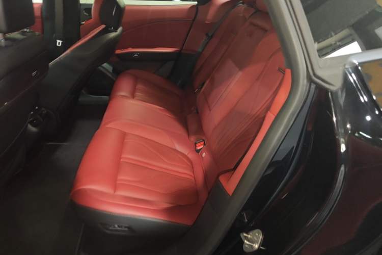 Used Zeekr 007GT 2025 Rear-Drive Intelligent Driving Version 75 kWh Left Rear Seat