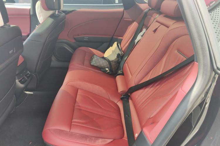 Used Zeekr 007GT 2025 Four-Wheel Drive Intelligent Driving Version 75 kWh Left Rear Seat