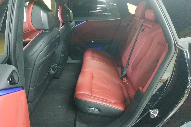 Used Zeekr 007GT 2025 Rear-Drive Intelligent Driving Version 75 kWh Left Rear Seat
