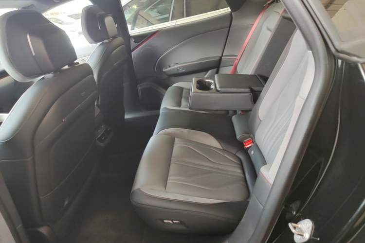 Used Zeekr 007GT 2025 Rear-Drive Intelligent Driving Version 75 kWh Left Rear Seat