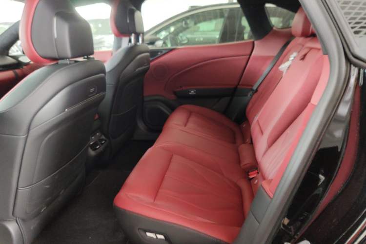 Used Zeekr 007GT 2025 Long-Range Rear-Wheel Drive Intelligent Driving Version 100 kWh Left Rear Seat