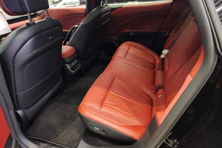 Used Zeekr 007GT 2025 Rear-Drive Intelligent Driving Version 75 kWh Left Rear Seat