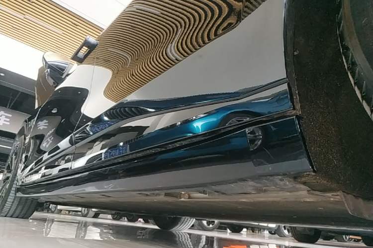 Used Zeekr 007GT 2025 Long-Range Rear-Wheel Drive Intelligent Driving Version 100 kWh Left Side Sill