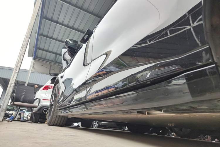 Used Zeekr 007GT 2025 Rear-Drive Intelligent Driving Version 75 kWh Left Side Sill