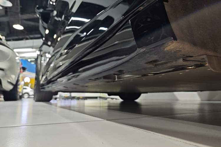 Used Zeekr 007GT 2025 Four-Wheel Drive Intelligent Driving Version 75 kWh Left Side Sill
