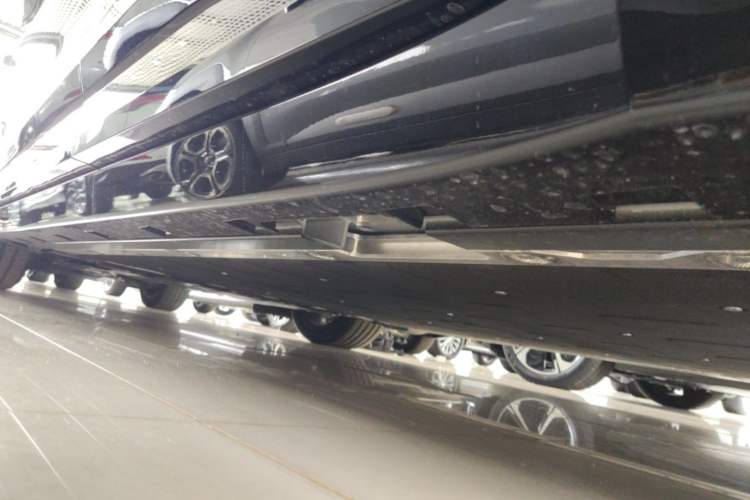 Used Zeekr 007GT 2025 Long-Range Rear-Wheel Drive Intelligent Driving Version 100 kWh Left Side Sill