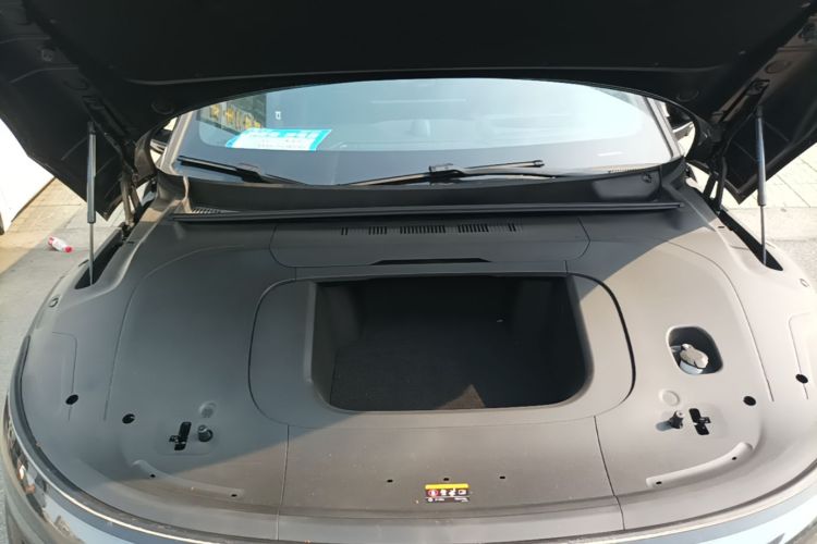 Used Zeekr 007GT 2025 Rear-Drive Intelligent Driving Version 75 kWh Left Side Sill