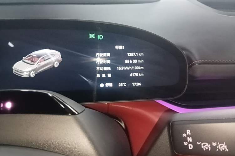 Used Zeekr 007GT 2025 Rear-Drive Intelligent Driving Version 75 kWh Odometer Close Up