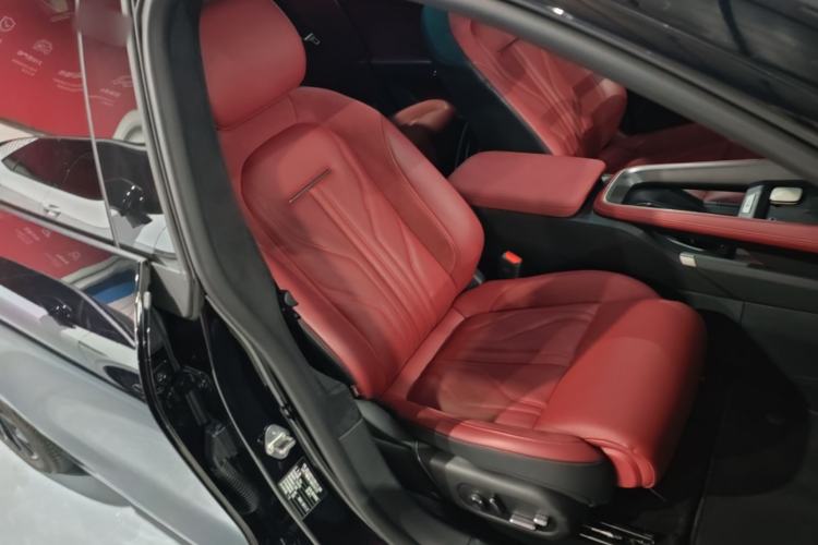 Used Zeekr 007GT 2025 Long-Range Rear-Wheel Drive Intelligent Driving Version 100 kWh Right Front Seat