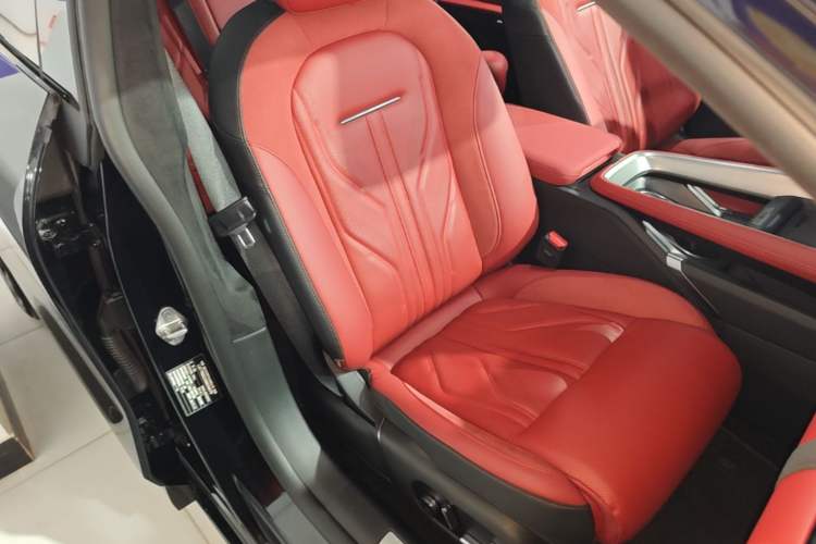 Used Zeekr 007GT 2025 Four-Wheel Drive Intelligent Driving Version 75 kWh Right Front Seat