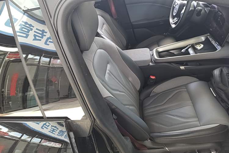 Used Zeekr 007GT 2025 Long-Range Rear-Wheel Drive Intelligent Driving Version 100 kWh Right Front Seat