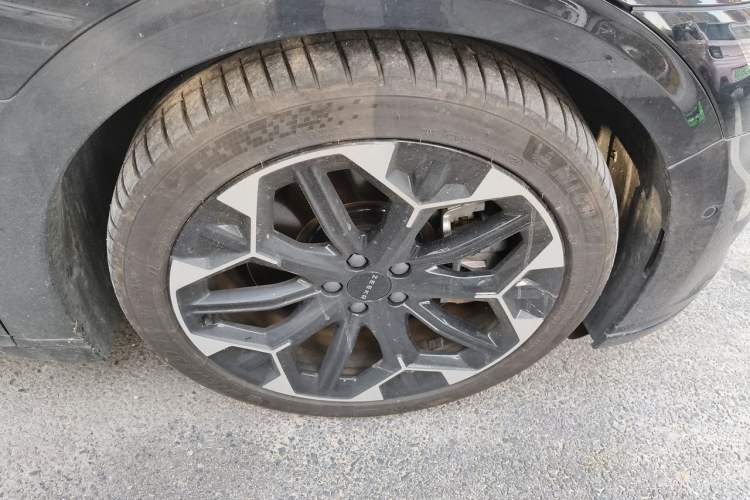 Used Zeekr 007GT 2025 Rear-Drive Intelligent Driving Version 75 kWh Right Front Wheel Hub
