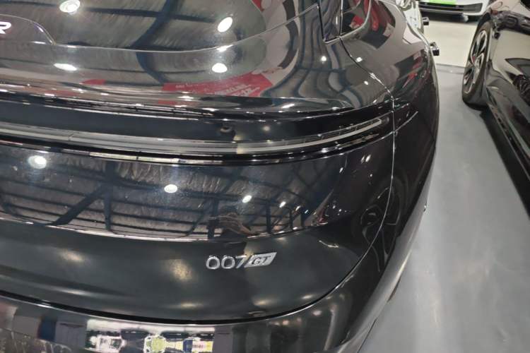 Used Zeekr 007GT 2025 Rear-Drive Intelligent Driving Version 75 kWh Right Rear Taillight