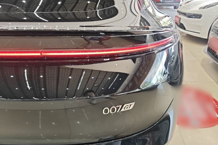 Used Zeekr 007GT 2025 Rear-Drive Intelligent Driving Version 75 kWh Right Rear Taillight