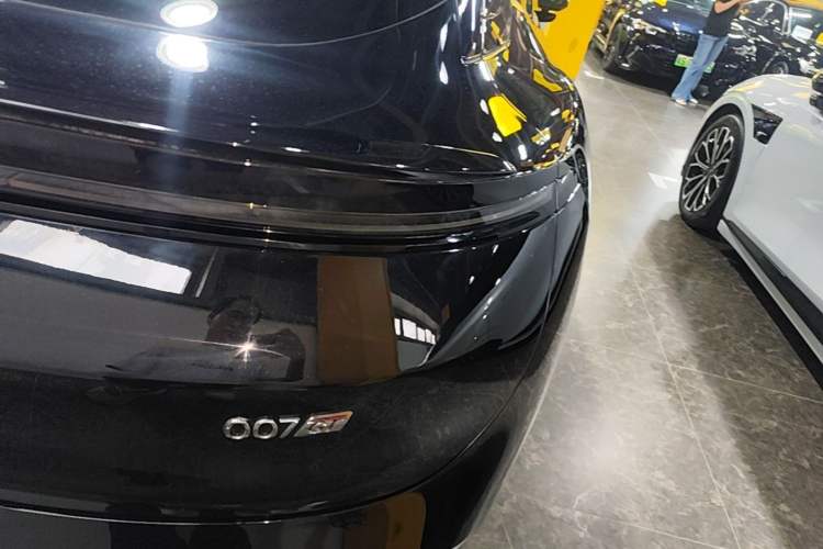Used Zeekr 007GT 2025 Rear-Drive Intelligent Driving Version 75 kWh Right Rear Taillight