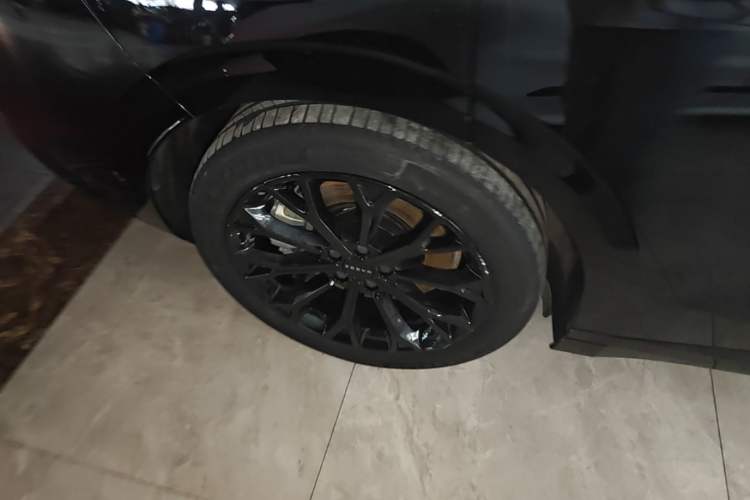Used Zeekr 007GT 2025 Long-Range Rear-Wheel Drive Intelligent Driving Version 100 kWh Right Rear Wheel Hub