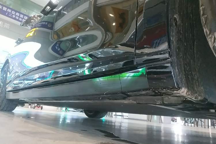 Used Zeekr 007GT 2025 Long-Range Rear-Wheel Drive Intelligent Driving Version 100 kWh Right Side Sill