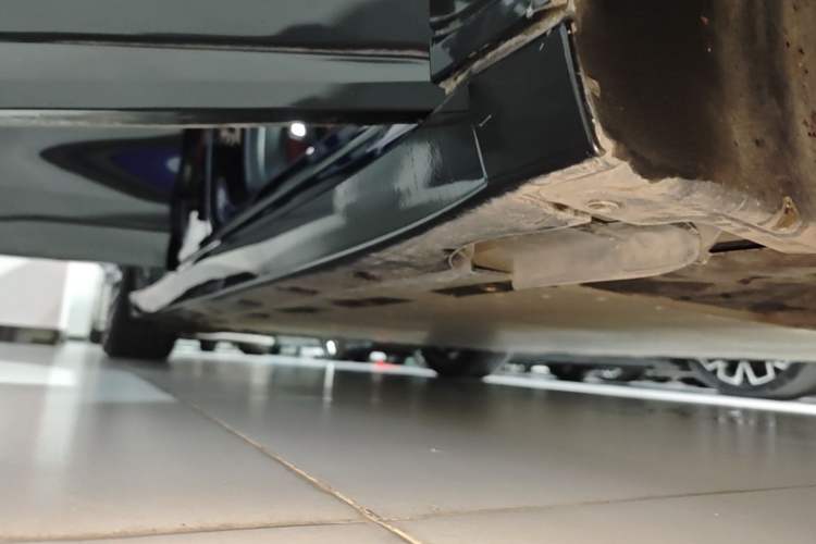 Used Zeekr 007GT 2025 Four-Wheel Drive Intelligent Driving Version 75 kWh Right Side Sill
