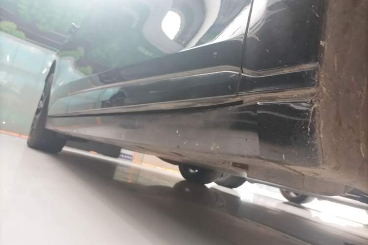 Used Zeekr 007GT 2025 Four-Wheel Drive Intelligent Driving Version 75 kWh Right Side Sill