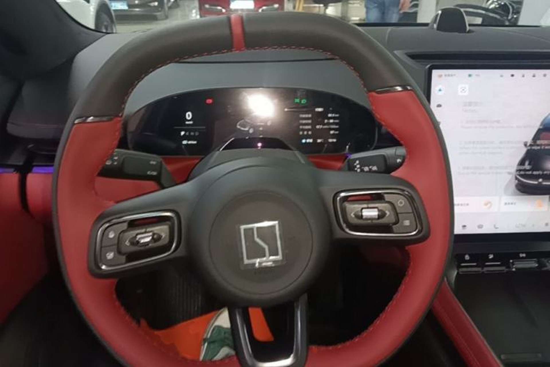 Used Zeekr 007GT 2025 Long-Range Rear-Wheel Drive Intelligent Driving Version 100 kWh Steering Wheel
