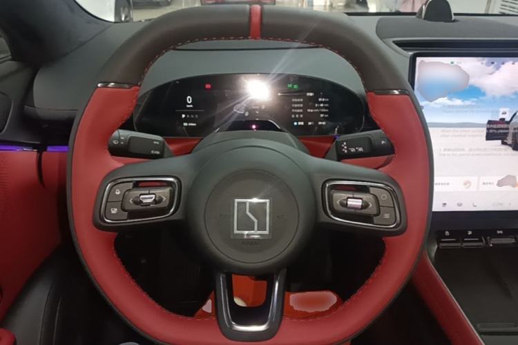 Used Zeekr 007GT 2025 Long-Range Rear-Wheel Drive Intelligent Driving Version 100 kWh Steering Wheel