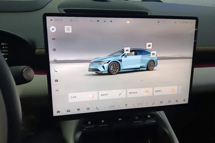 Used Zeekr 007GT 2025 Four-Wheel Drive Intelligent Driving Version 75 kWh Audio And AC Panel