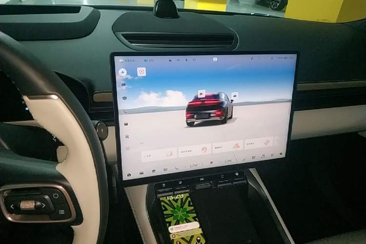 Used Zeekr 007GT 2025 Rear-Drive Intelligent Driving Version 75 kWh Audio And AC Panel