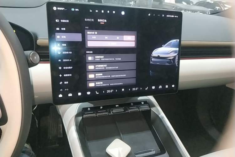 Used Zeekr 007GT 2025 Four-Wheel Drive Intelligent Driving Version 75 kWh Audio And AC Panel