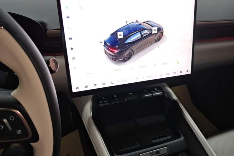 Used Zeekr 007GT 2025 Four-Wheel Drive Intelligent Driving Version 75 kWh Audio And AC Panel