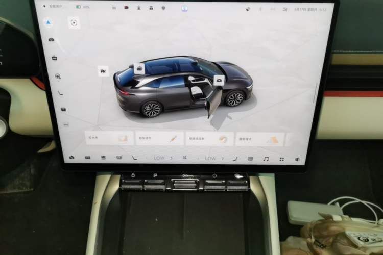 Used Zeekr 007GT 2025 Four-Wheel Drive Intelligent Driving Version 75 kWh Audio And AC Panel