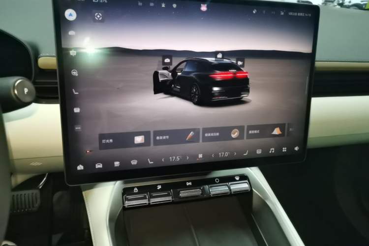 Used Zeekr 007GT 2025 Four-Wheel Drive Intelligent Driving Version 75 kWh Audio And AC Panel