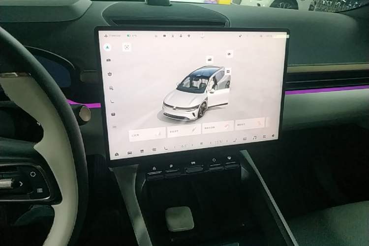 Used Zeekr 007GT 2025 Four-Wheel Drive Intelligent Driving Version 75 kWh Audio And AC Panel