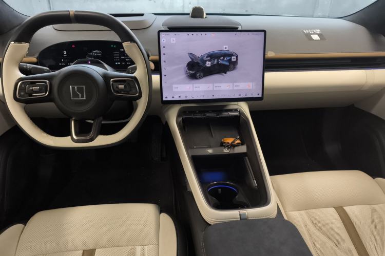 Used Zeekr 007GT 2025 Four-Wheel Drive Intelligent Driving Version 75 kWh Center Console