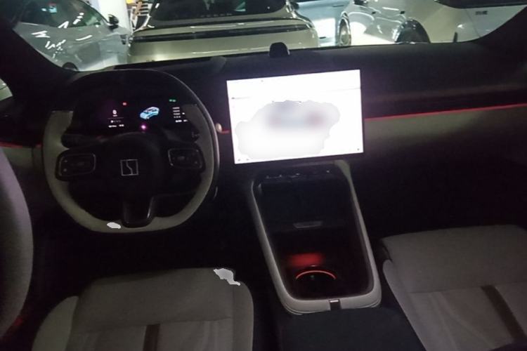 Used Zeekr 007GT 2025 Four-Wheel Drive Intelligent Driving Version 75 kWh Center Console
